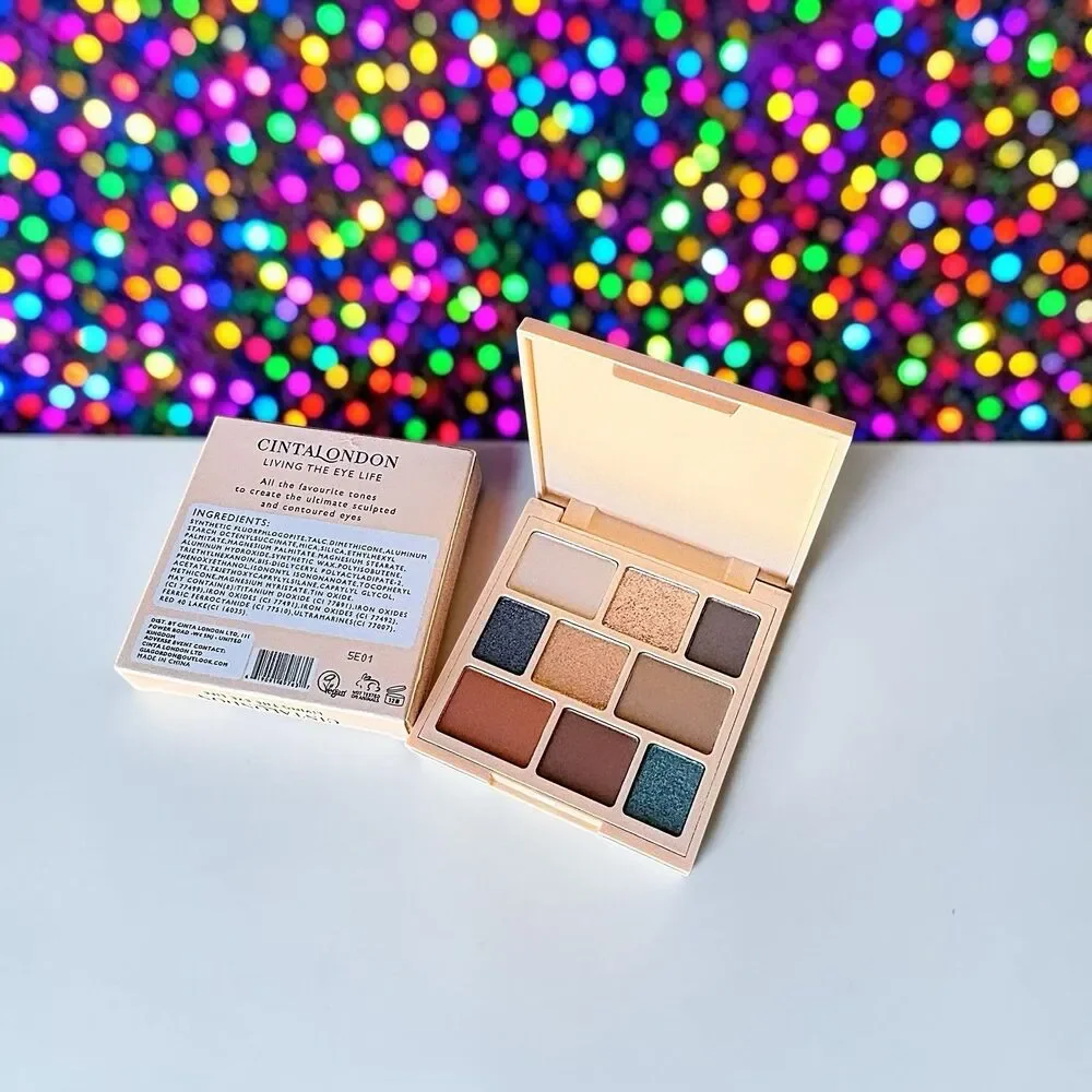 CINTA LONDON Eyeshadow Palette in Living The Eye Life 6.5 g New in Box
